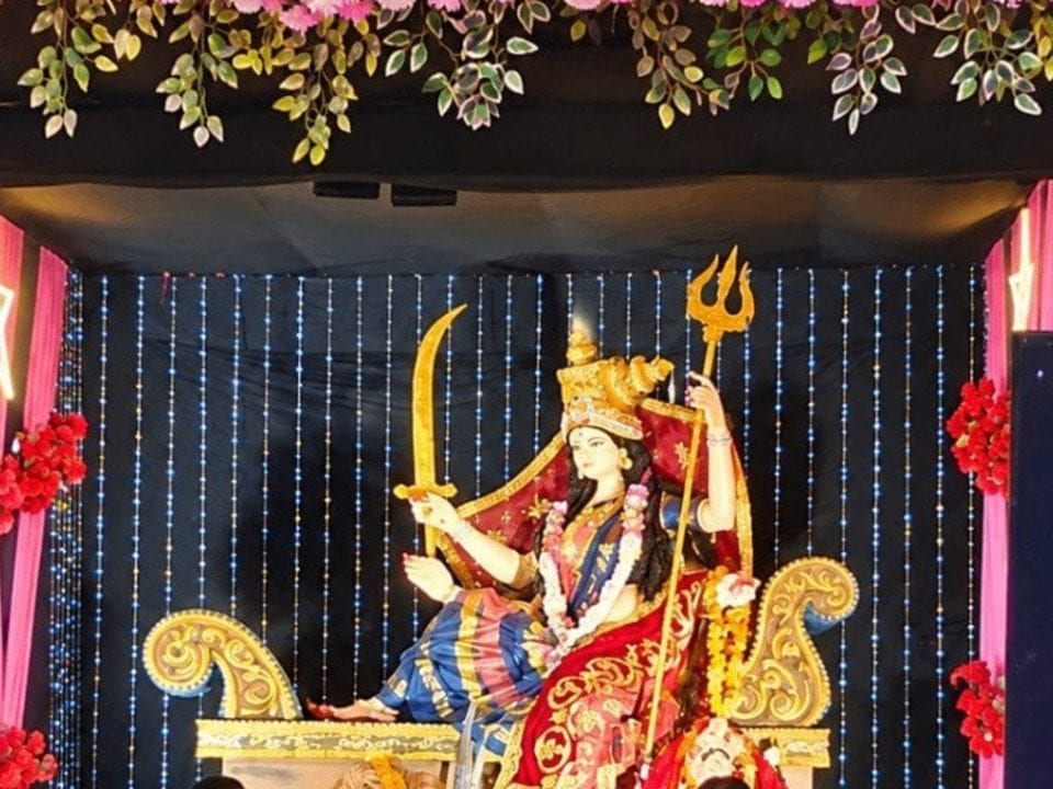 सार्वजनिक नवदुर्गा उत्सव समिति | बस स्टैंड उंचेहरा
